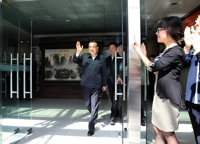 對你很重要！關(guān)于就業(yè)，總理6日去了哪里，說了什么？