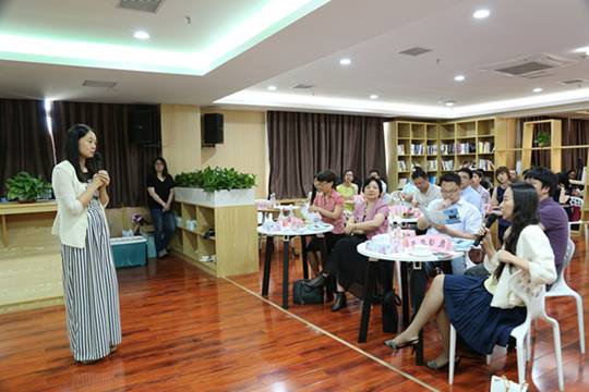 政府搭臺(tái) 創(chuàng)投對(duì)接 共助大學(xué)生創(chuàng)業(yè)——湖北省人才服務(wù)局“創(chuàng)立方·首場(chǎng)大學(xué)生創(chuàng)業(yè)路演周會(huì)”成功舉辦 政府搭臺(tái) 創(chuàng)投對(duì)接 共助大學(xué)生創(chuàng)業(yè)——湖北省人才服務(wù)局“創(chuàng)立方·首場(chǎng)大學(xué)生創(chuàng)業(yè)路演周會(huì)”成功舉辦