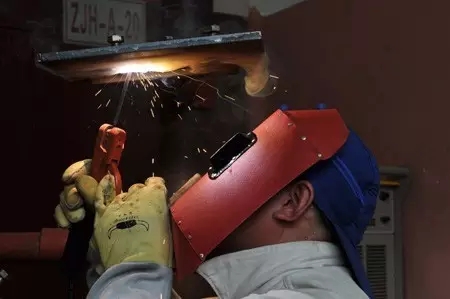 重慶市實(shí)施終身職業(yè)技能培訓(xùn)制度：農(nóng)民工免費(fèi)接受培訓(xùn)！