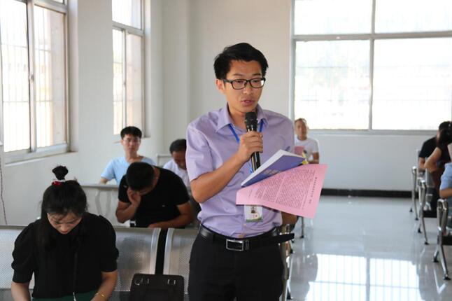 你送崗位 我們送政策——山東省微山縣人社局與企業(yè)“面對(duì)面”解讀惠企政策