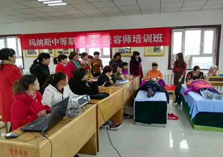 新疆瑪納斯：職業(yè)技能“點菜”培訓成效顯著