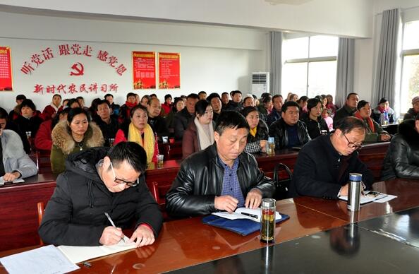 湖北谷城：城關(guān)鎮(zhèn)櫻花小鎮(zhèn)創(chuàng)業(yè)培訓(xùn)辦到家門口