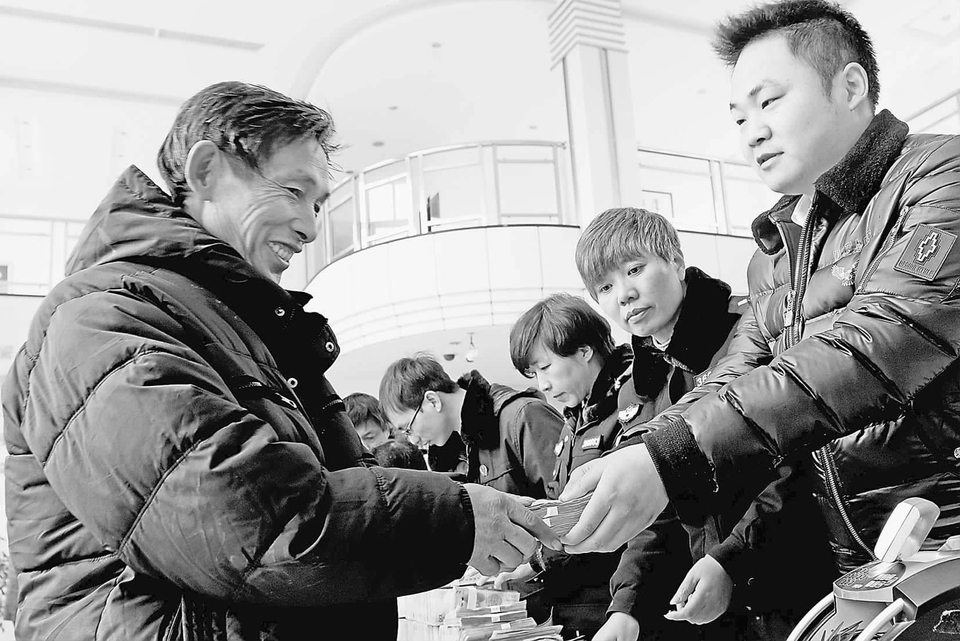 江西樂平：為農(nóng)民工討薪