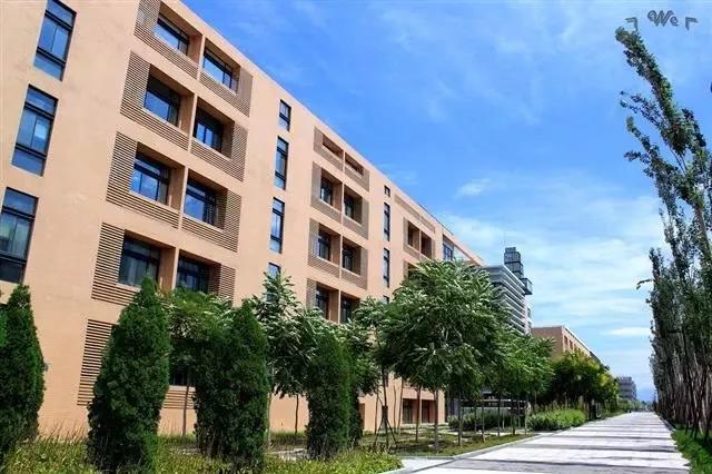 上海市高技能人才培養(yǎng)基地突破百家