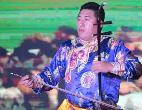 創(chuàng)業(yè)創(chuàng)新 砥礪前行——記遼寧省喀左縣創(chuàng)業(yè)創(chuàng)新孵化基地2018新年聯(lián)誼會 創(chuàng)業(yè)創(chuàng)新 砥礪前行——記遼寧省喀左縣創(chuàng)業(yè)創(chuàng)新孵化基地2018新年聯(lián)誼會