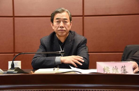 甘肅省人社廳召開精準(zhǔn)脫貧勞動(dòng)力培訓(xùn)和勞務(wù)輸轉(zhuǎn)到戶到人工作推進(jìn)會(huì)