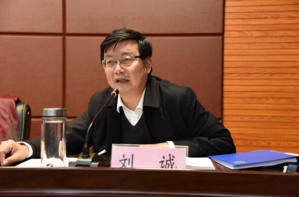 甘肅省人社廳召開精準(zhǔn)脫貧勞動(dòng)力培訓(xùn)和勞務(wù)輸轉(zhuǎn)到戶到人工作推進(jìn)會(huì)