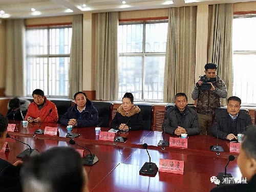 山東濟(jì)南：湘西州人民政府副州長(zhǎng)向清平率隊(duì)到濟(jì)南市開展勞務(wù)協(xié)作對(duì)接工作