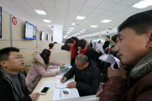 山東省招遠(yuǎn)市“春風(fēng)行動”助進(jìn)城人員就業(yè)