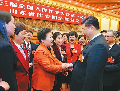 習(xí)近平 李克強 王滬寧 趙樂際 韓正 分別參加全國人大會議一些代表團(tuán)審議在“三八”國際勞動婦女節(jié)到來之際，習(xí)近平代表黨中央，向婦女代表、委員及全國各族各界婦女同胞，致以節(jié)日的祝賀和誠摯的祝福