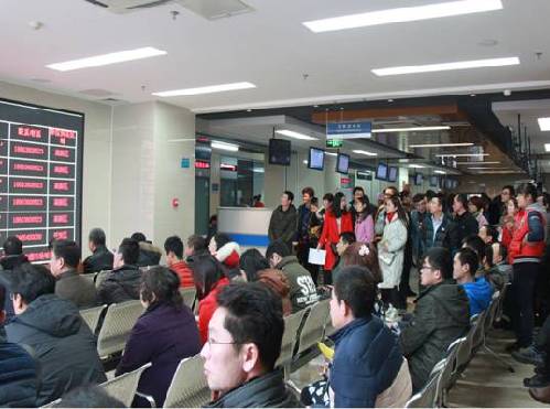 山東省煙臺(tái)市“春風(fēng)行動(dòng)”助搭“四橋” 萬余崗位“職等你來”