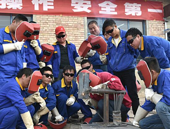 甘肅慶城：舉辦精準(zhǔn)扶貧電工焊工技能培訓(xùn)班