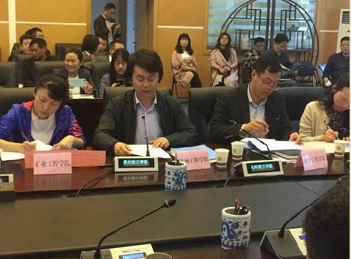 湖北省棗陽市人社部門隨襄陽市人社局赴貴陽市舉辦“我選湖北?智匯襄陽”高校巡回推介會