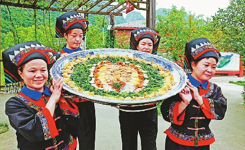 鋪設(shè)長效脫貧路——廣西省上林縣人社扶貧工作紀實