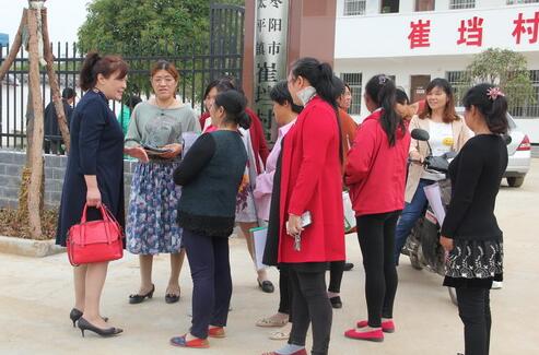 湖北棗陽(yáng)：把扶貧課堂搬到田間地頭