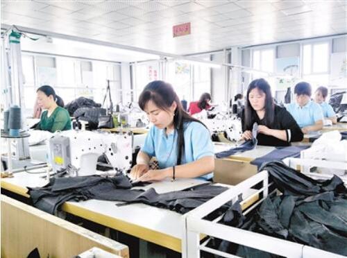 河北省邯鄲市首創(chuàng)“扶貧微工廠”就業(yè)扶貧模式