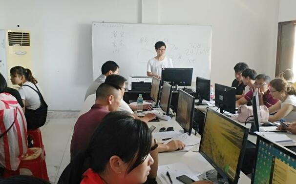 江西崇仁：2018年第三期電子商務創(chuàng)業(yè)培訓班開班