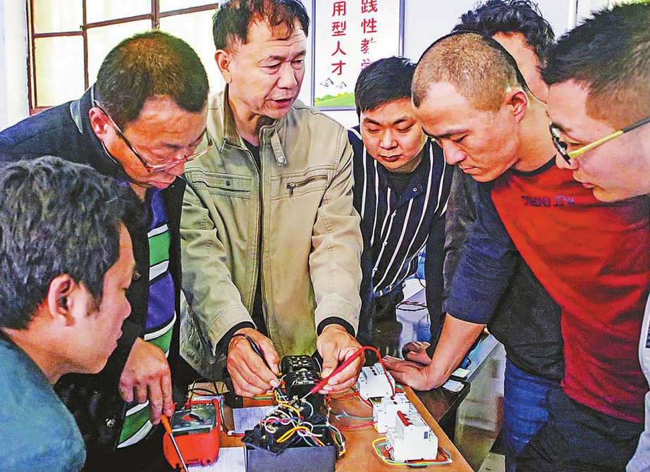 河北饒陽：免費培訓促農(nóng)民工掌握一技之長