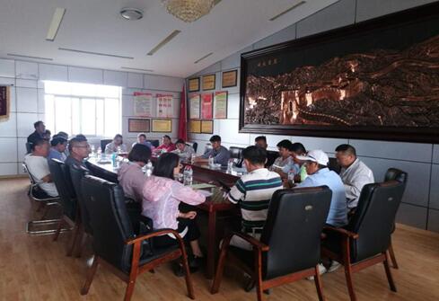 云南南澗：鳳祥飽享勞動(dòng)法律法規(guī)宣傳“大餐”