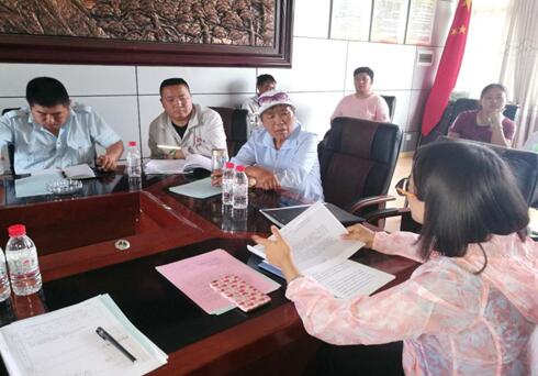 云南南澗：鳳祥飽享勞動(dòng)法律法規(guī)宣傳“大餐”