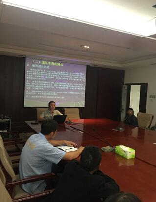 江西：吉州區(qū)就業(yè)局培訓(xùn)中心督導(dǎo)興橋鎮(zhèn)建檔立卡貧困戶開展養(yǎng)殖技能培訓(xùn)