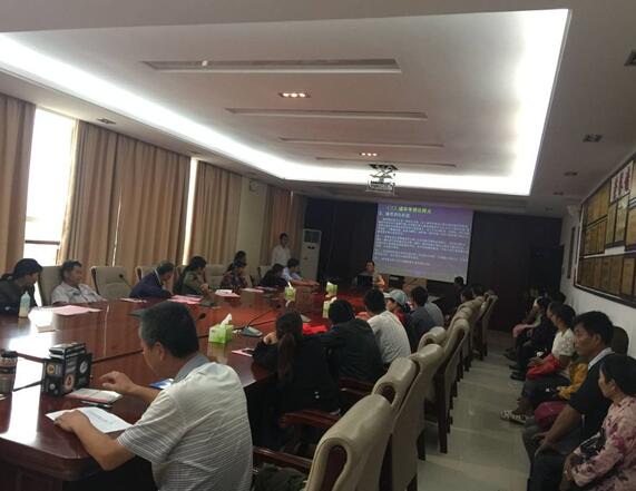 江西：吉州區(qū)就業(yè)局培訓(xùn)中心督導(dǎo)興橋鎮(zhèn)建檔立卡貧困戶開展養(yǎng)殖技能培訓(xùn)