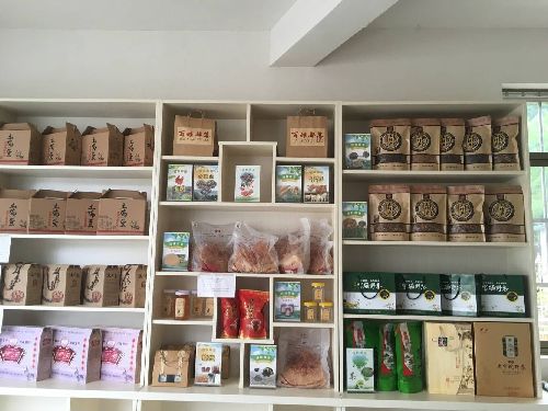 安徽石臺(tái)：當(dāng)“百姓部落” 遇上電商 貧困戶發(fā)生了“脫貧”化學(xué)反應(yīng)