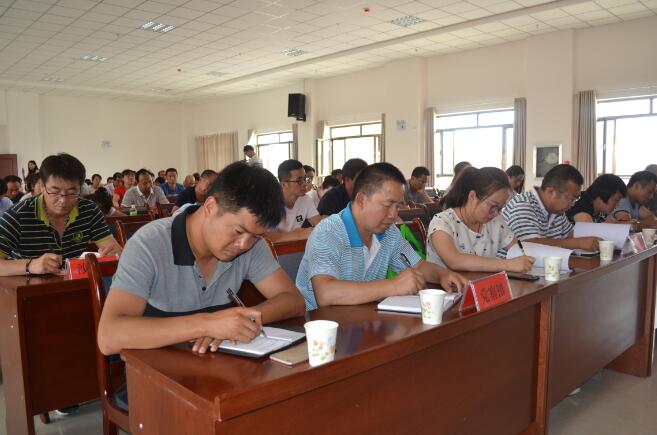 甘肅省甘州區(qū)召開(kāi)全區(qū)農(nóng)民工技能大培訓(xùn)工作推進(jìn)會(huì)議