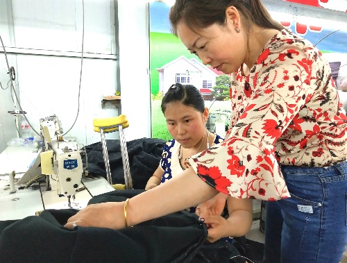 山東郯城：“殘疾人”上崗 “貧困戶”無憂