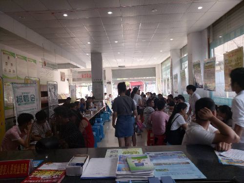 江西會昌：夏季招聘助力企業(yè)引人才