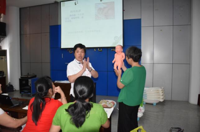 江西豐城：搭建月嫂培訓平臺 拓寬婦女就業(yè)渠道