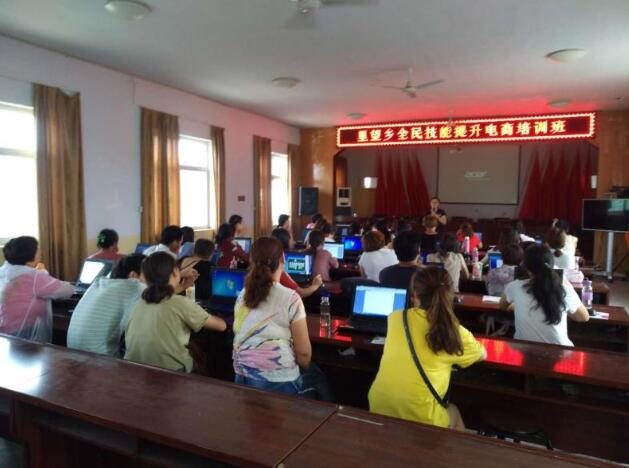 山西萬(wàn)榮：全民技能提升工程遍地開(kāi)花結(jié)碩果