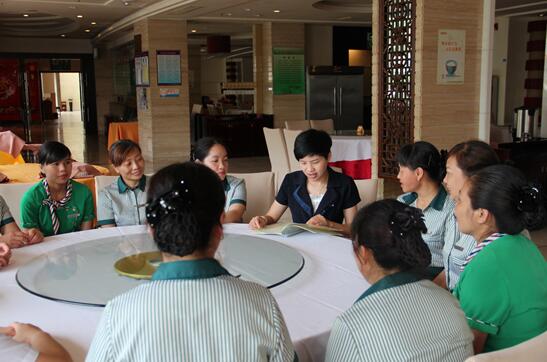 江西崇義：舉辦餐飲服務(wù)從業(yè)人員培訓(xùn)班