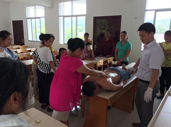 江西崇義：培訓(xùn)下基層送技能 脫貧有道播撒希望