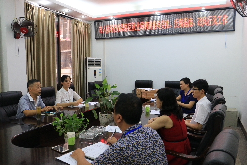 四川省宜賓市人就局到翠屏區(qū)調(diào)研就業(yè)系統(tǒng)政風(fēng)行風(fēng)工作