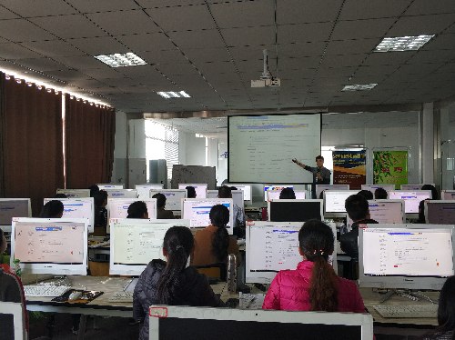 精準發(fā)力激活創(chuàng)業(yè)內(nèi)生動力 多渠道開發(fā)就業(yè)崗位促進再就業(yè)——江西省宜春市宜豐縣增強失業(yè)人員就業(yè)創(chuàng)業(yè)“造血”功能紀實