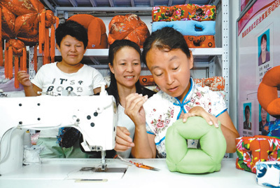 北京市密云區(qū)果園街道 助殘托起就業(yè)夢