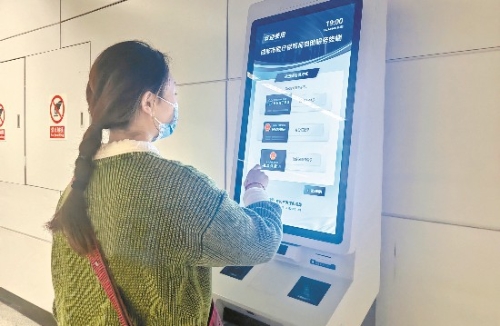 10773956576853061595