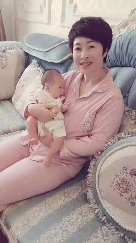 盤錦三替巾幗錦嫂到家家政服務(wù)員家政勞務(wù)品牌照片1