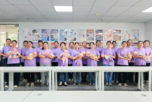 蘇州家政“相約金管家”家政勞務(wù)品牌照片3