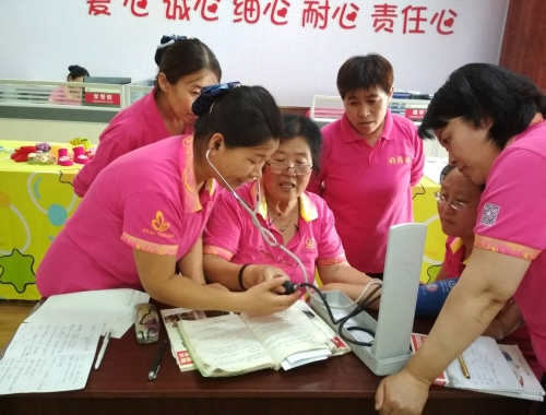 濰坊“好濰姐”家庭服務(wù)師 家政勞務(wù)品牌照片03