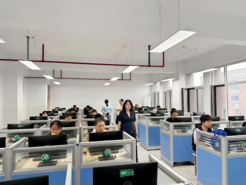 智慧居護理師+家政勞務品牌照片5