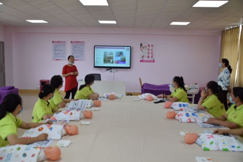 德慶家嫂家政勞務(wù)品牌照片3