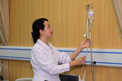 “桂衛(wèi)智護”醫(yī)療護理員家政勞務(wù)品牌照片7