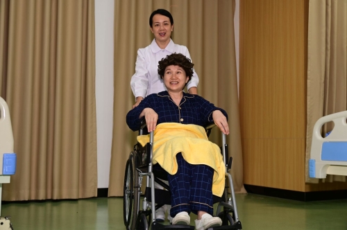 “桂衛(wèi)智護”醫(yī)療護理員家政勞務(wù)品牌照片9